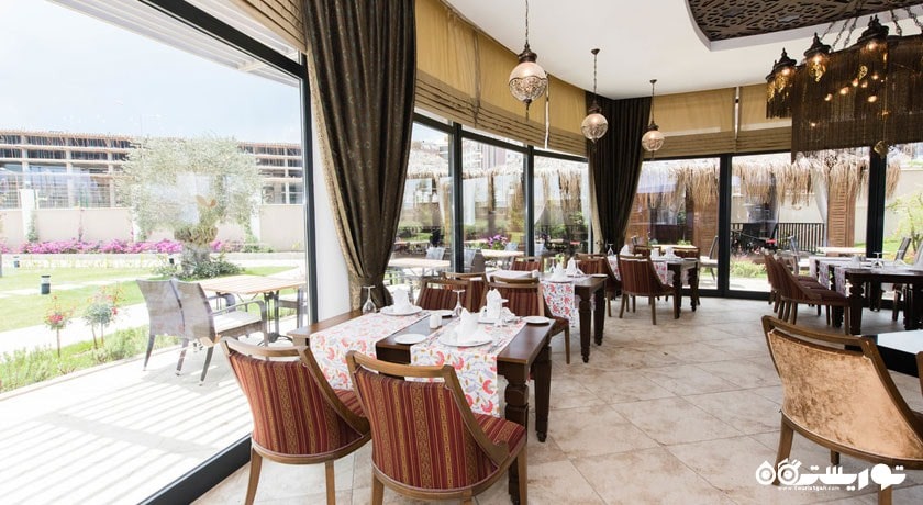 رستوران آلاکارت موزائیک